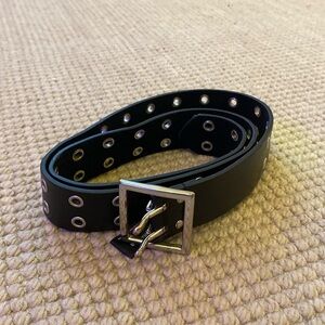 black brandy melville belt